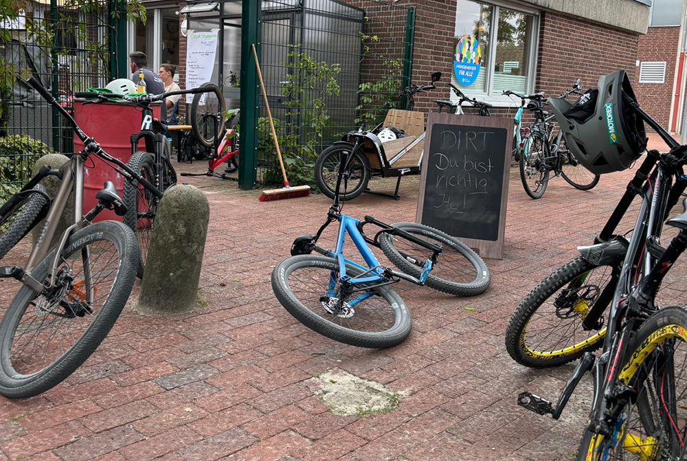 Bild von diversen Fahrrädern